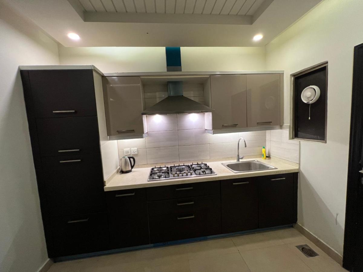 Serenity Corner 4 Bhk Исламабад Екстериор снимка
