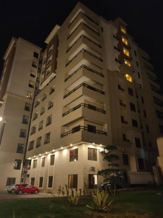 Serenity Corner 4 Bhk Исламабад Екстериор снимка