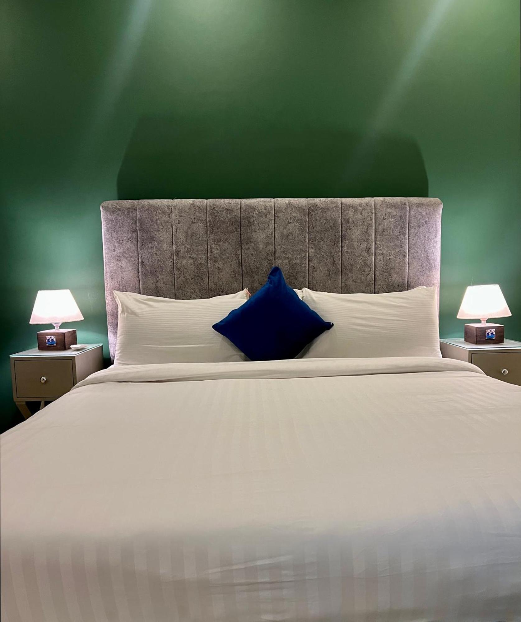 Serenity Corner 4 Bhk Исламабад Екстериор снимка