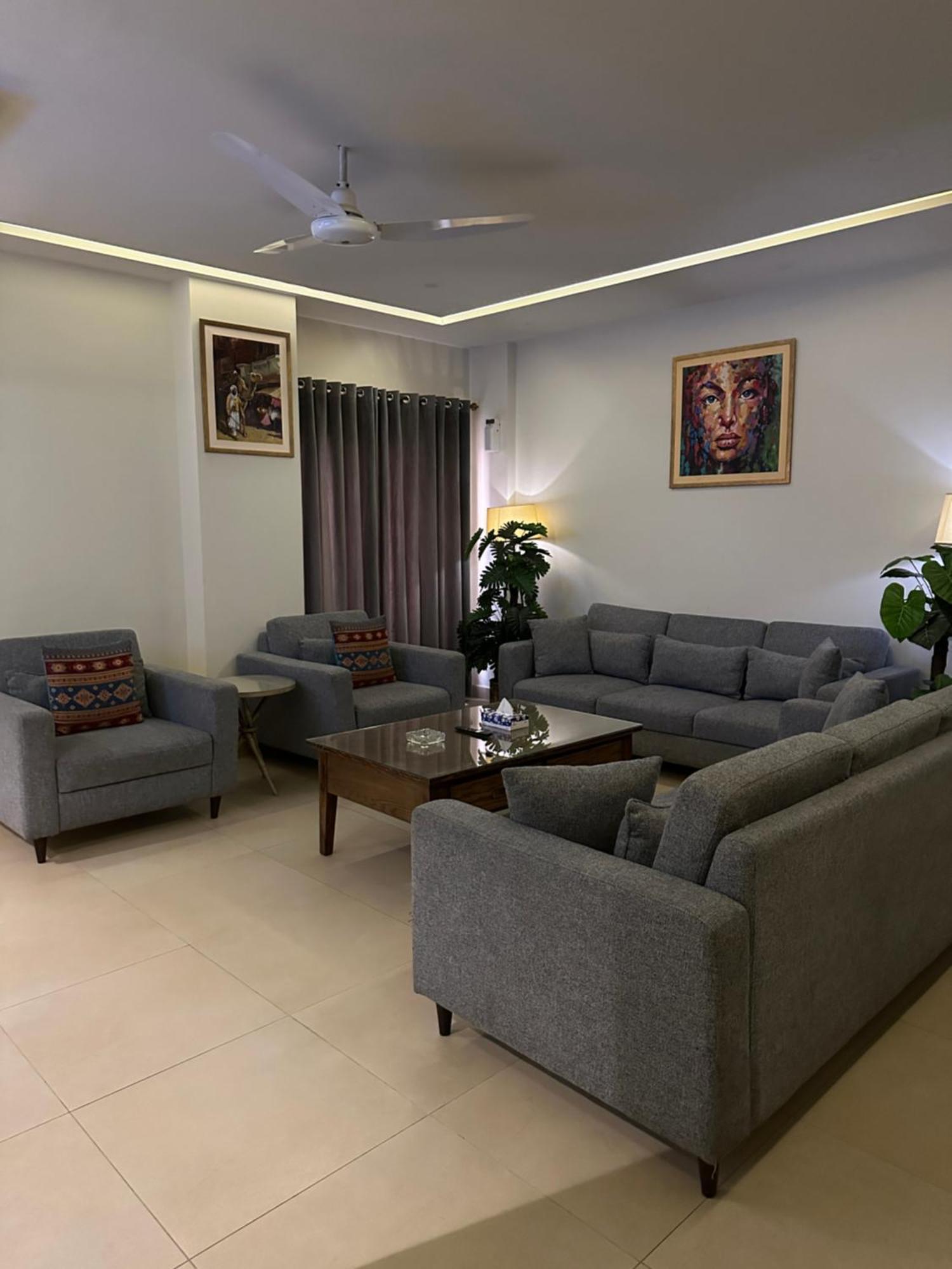 Serenity Corner 4 Bhk Исламабад Екстериор снимка